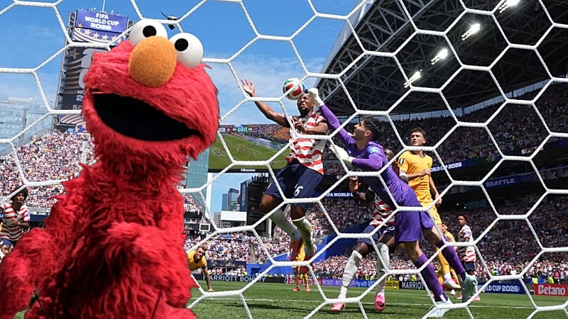 Scandalo Sesame Street: il tifo di Elmo per i Mondiali svela l ...