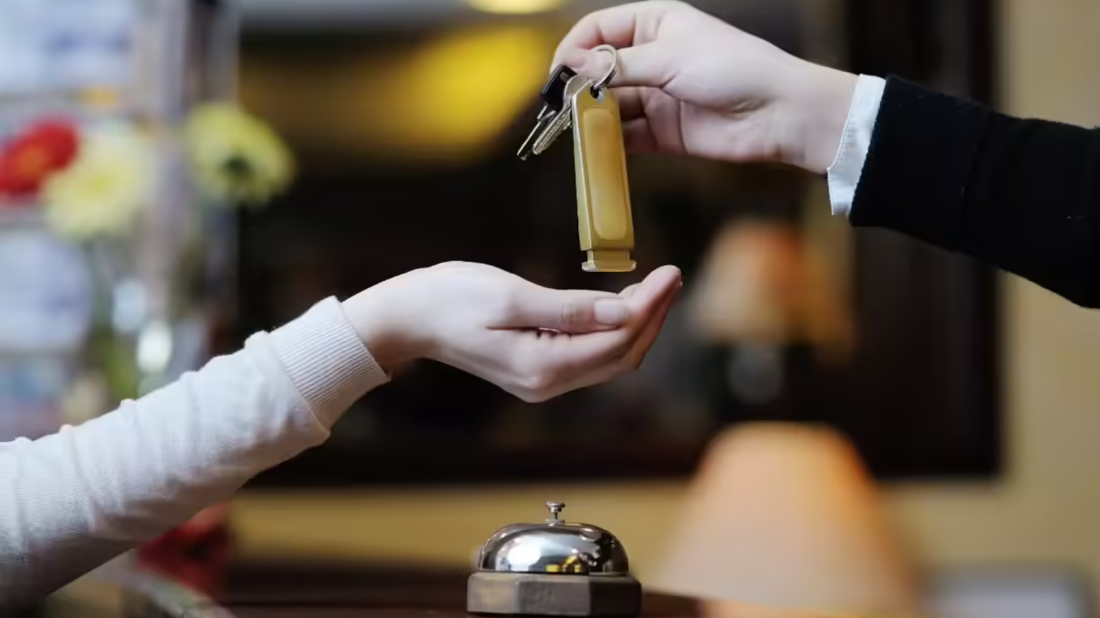 Why most hotels have 12–2 PM check-in timing? The real reason behind ...
