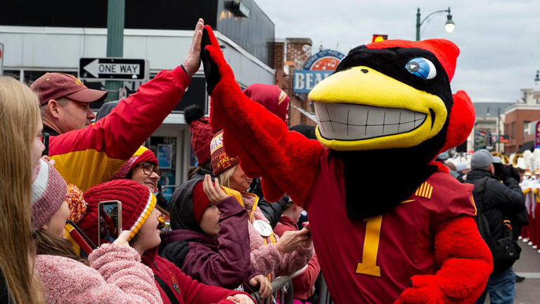 You will be able to play as Cy the Cardinal in College Football 27