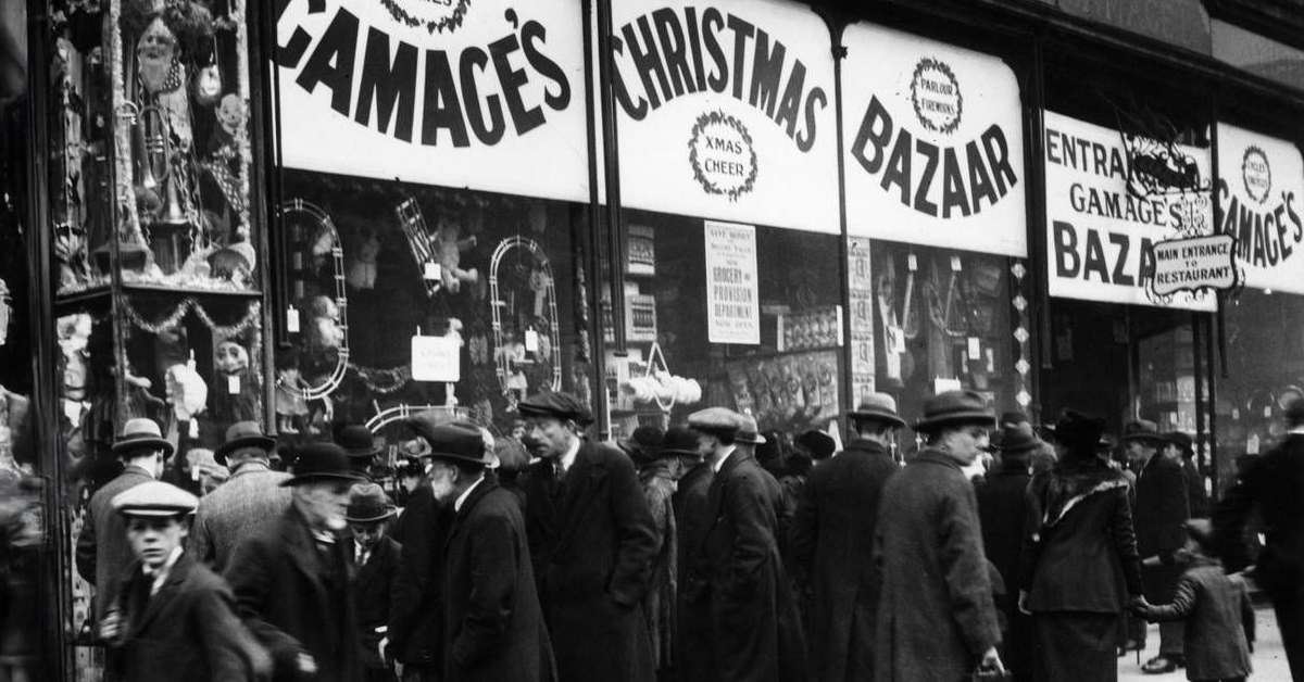 25 rare photos of America’s first department stores