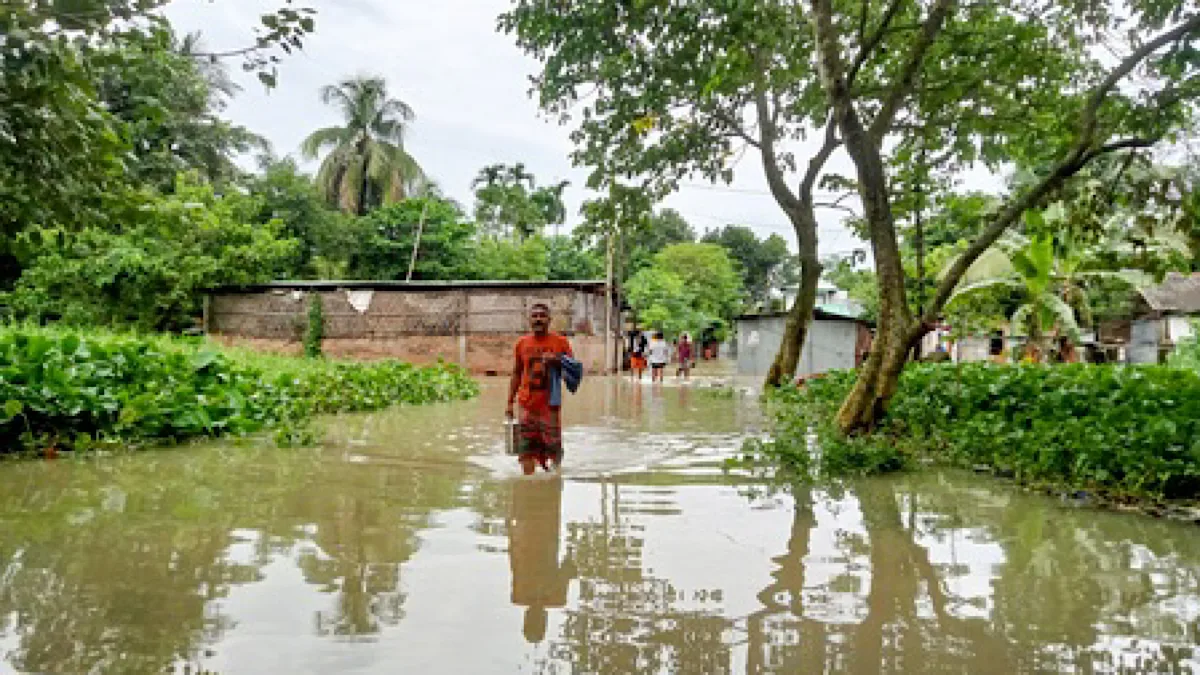 Flood alert in north Bengal as rising river water damage bridges