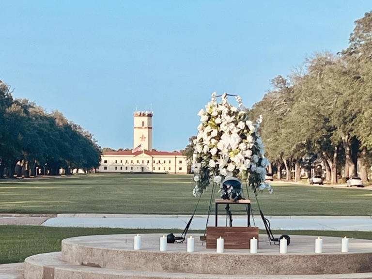 Barksdale erects memorial for lives lost in B-52 crash in California