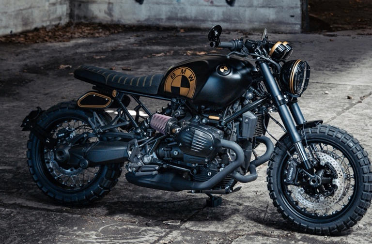 BMW R12 Classic Heritage: la custom FCR che esalta il boxer tedesco