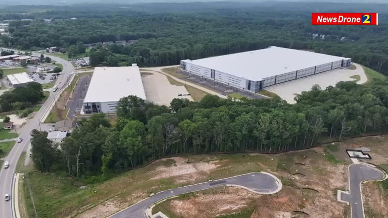 ICE holding facility plans in Georgia uncertain after large detention ...