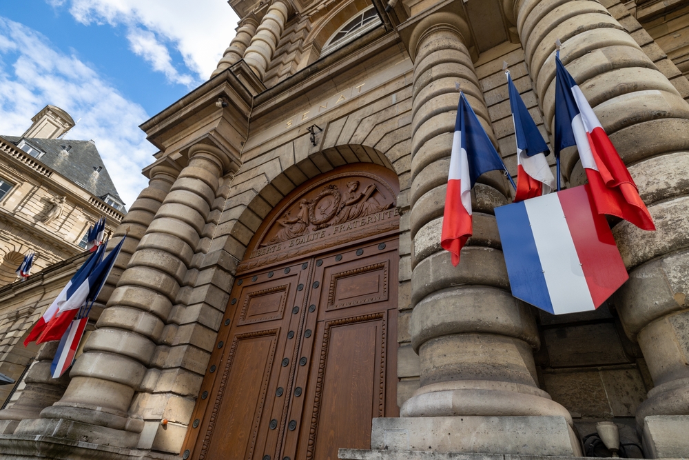 Finances locales : l'épargne progresse malgré un recours accru à la dette