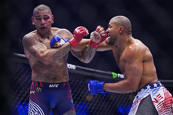 Pedro Rizzo: Loss of reach advantage biggest issue for Alex Pereira at ...
