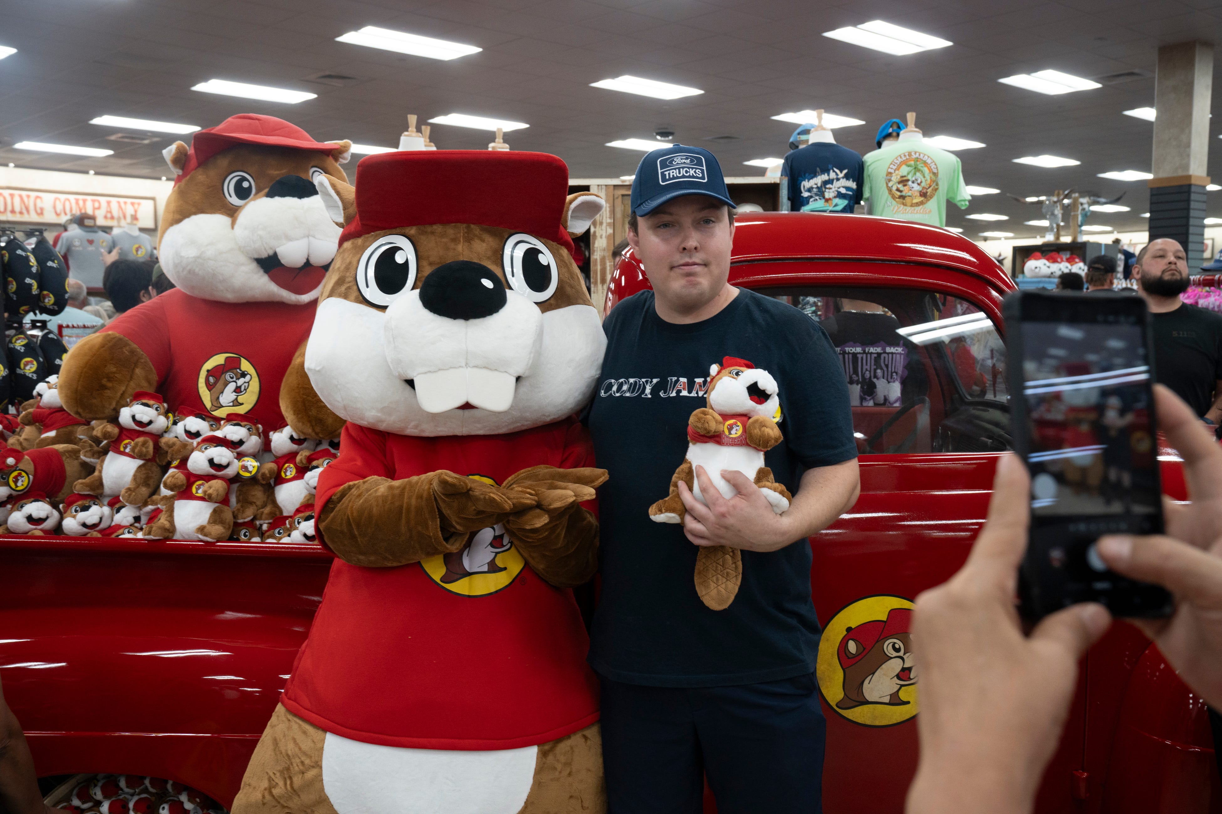 Where should Buc-ee's open its 2nd store in Arizona? Tell us