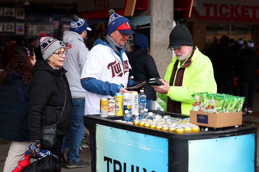 Company that runs Target Field concessions assures fans it's business ...