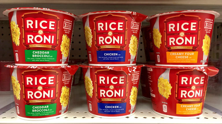 13 Dollar Tree dinners that are ready in 5 minutes or less