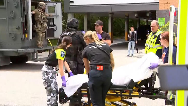 Police officer among 3 dead in Montreal shooting