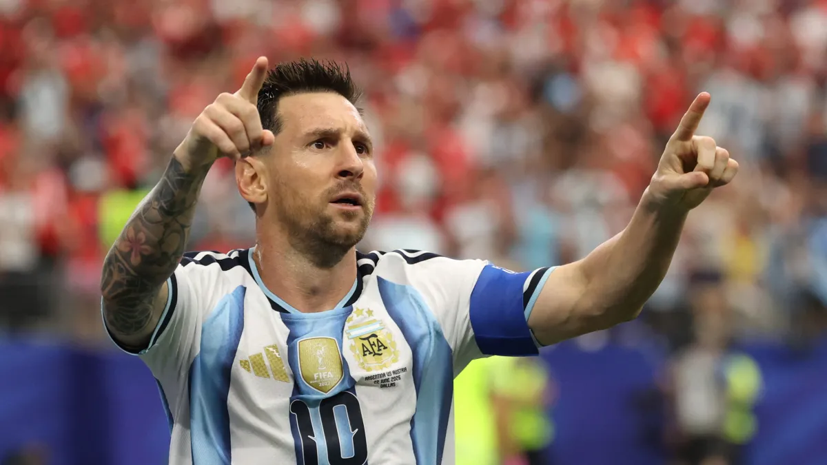 Lionel Messi record-setting goal video: Watch Argentina legend become ...