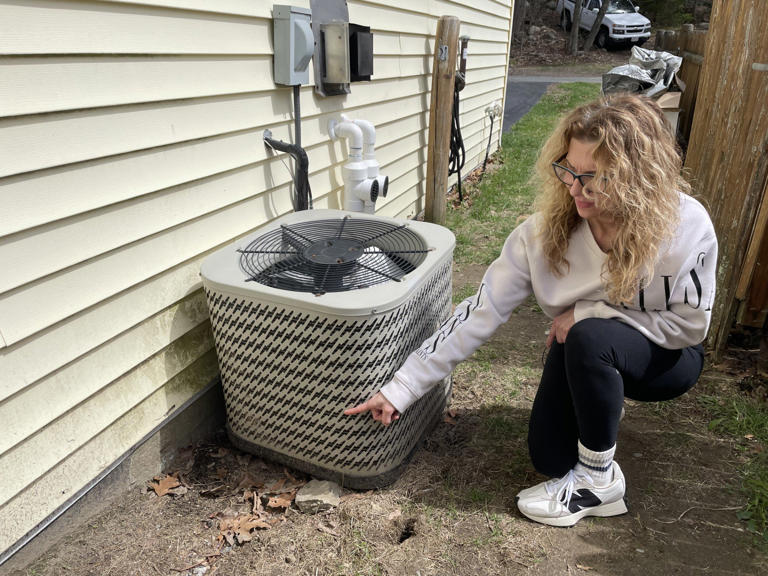 Charmed by a contractor: Six homeowners share similar stories about the ...