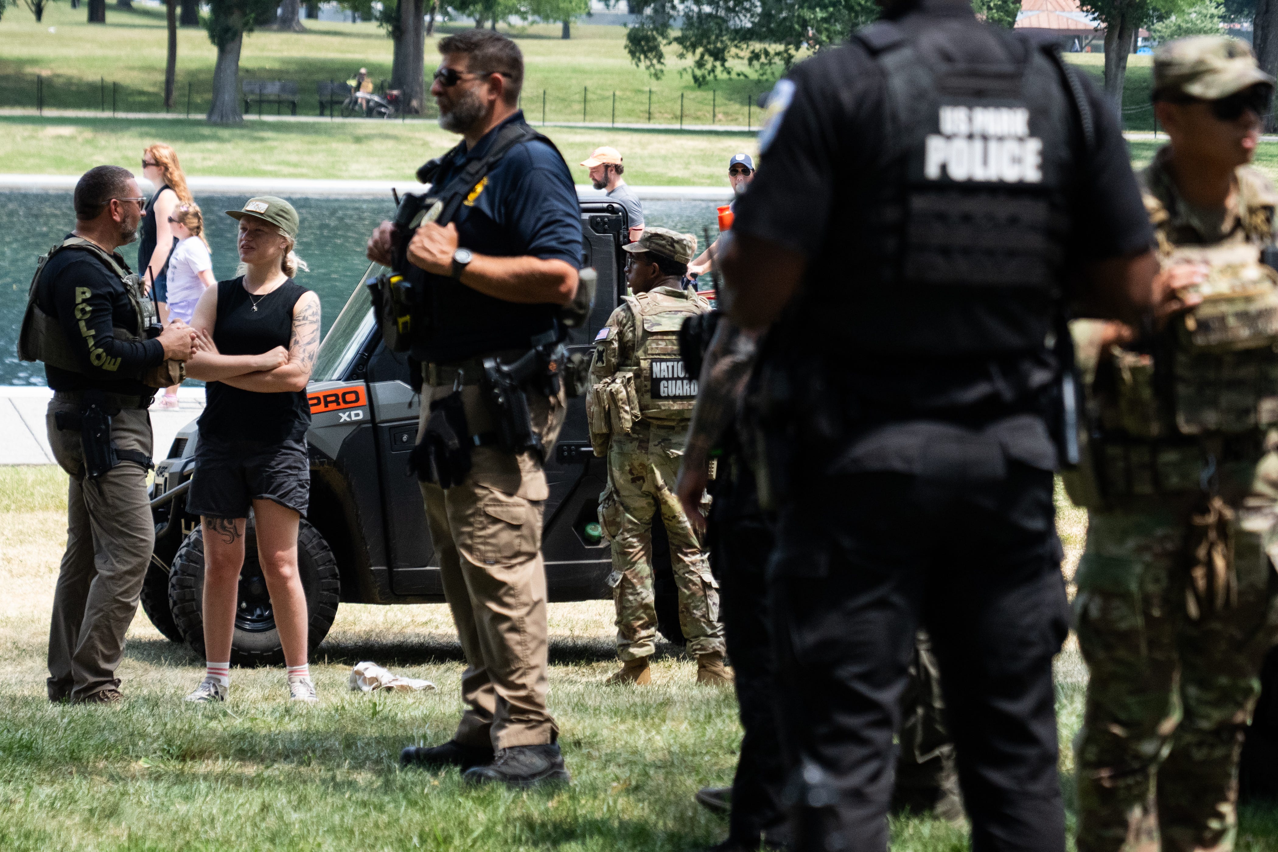 Look, don’t touch: Visitors cited at Lincoln Memorial Reflecting Pool