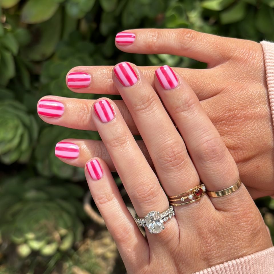 Striped nails using two shades of pink