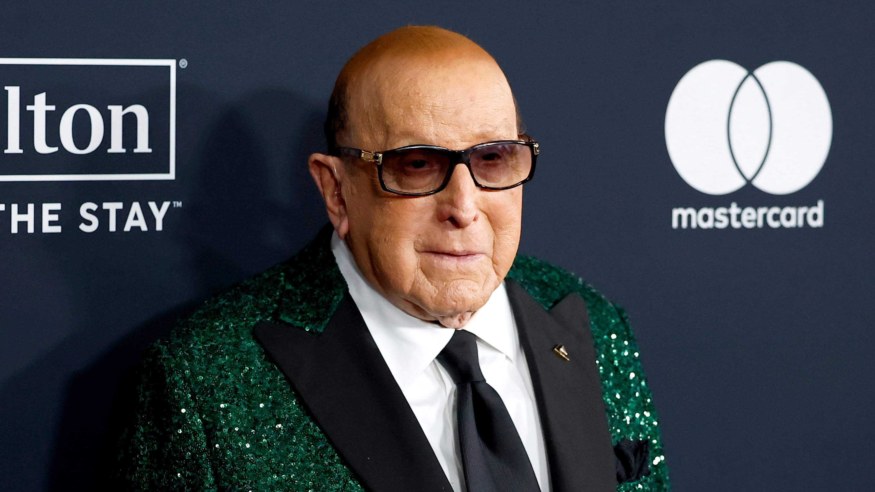 Hugely influential music hitmaker dies at 94