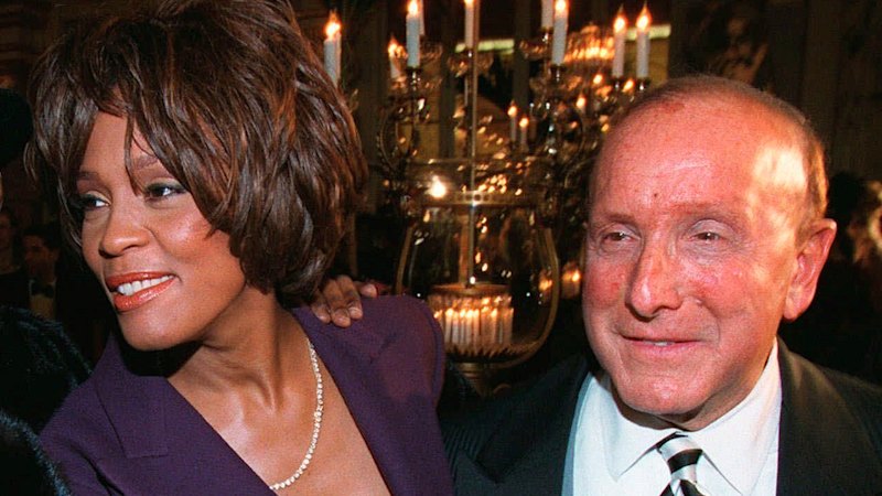 ‘Changed music forever’: Grammy-winning record producer Clive Davis ...