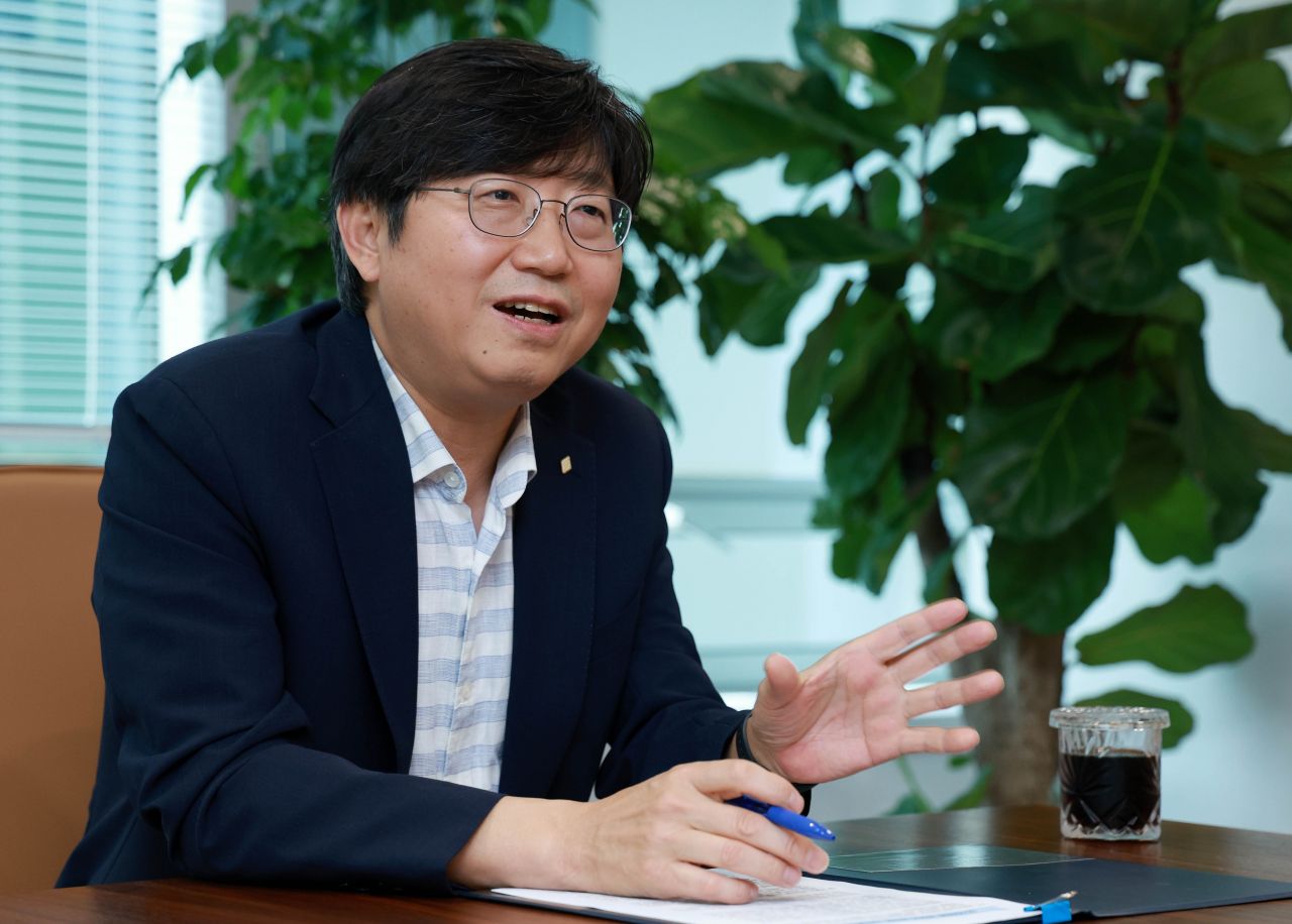 망분리 완화와 생성형 AI 시대, 금융 보안 패러다임 전환과 투자가 디지털 경쟁력 결정한다