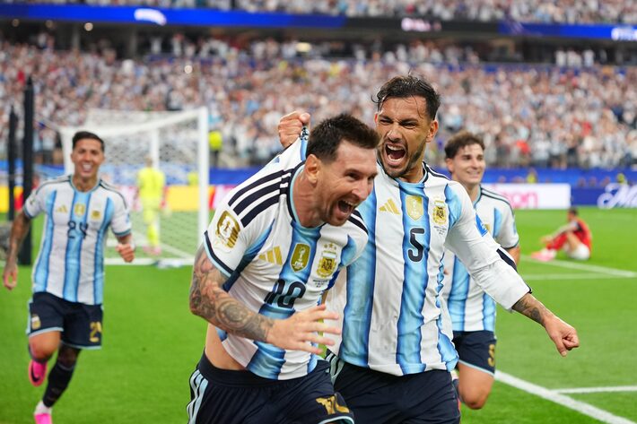 Argentina garantiu a vaga na próxima fase ao bater a Áustria. Foto: Julio Cortez/AP Photo