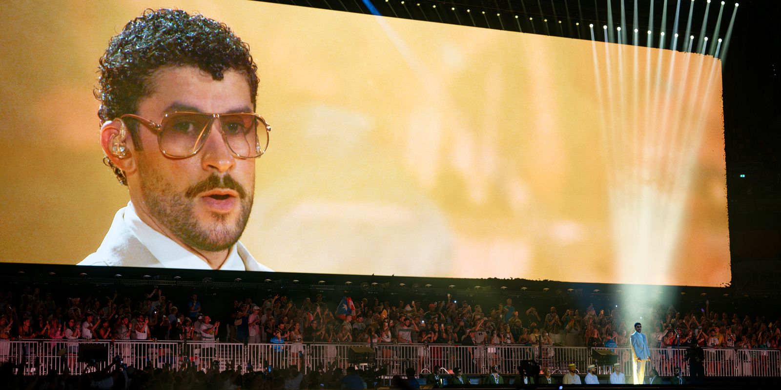 Stockholm går mot stark turistsommar – Bad Bunny draglok