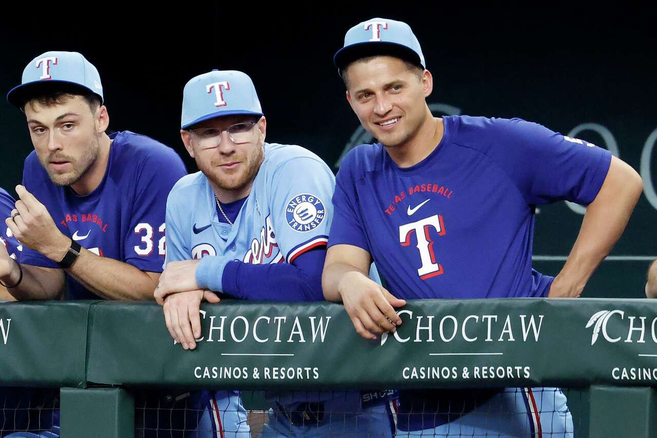 Will Rangers' Corey Seager return from back injury before the trade deadline?