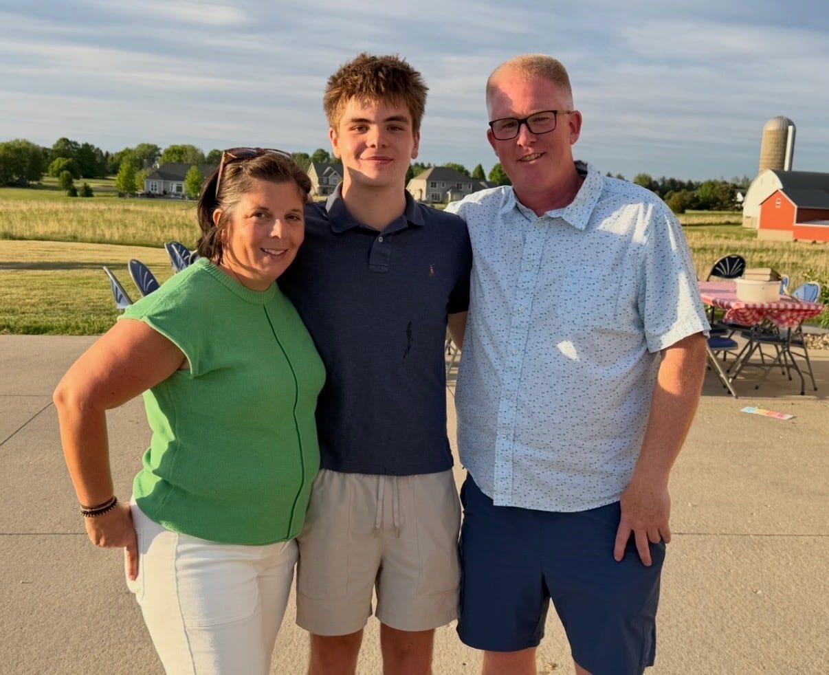 18-year-old Pewaukee man died from drowning, propeller injuries