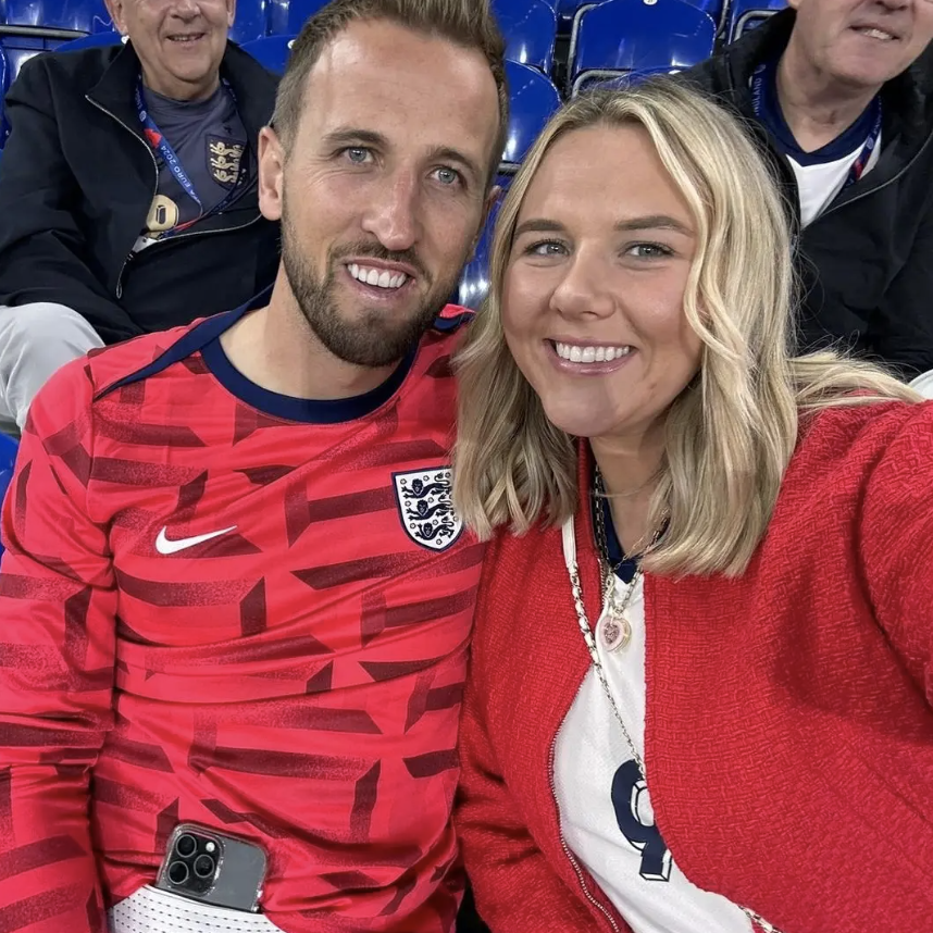 Chuyện tình yêu của đội trưởng tuyển Anh Harry Kane
