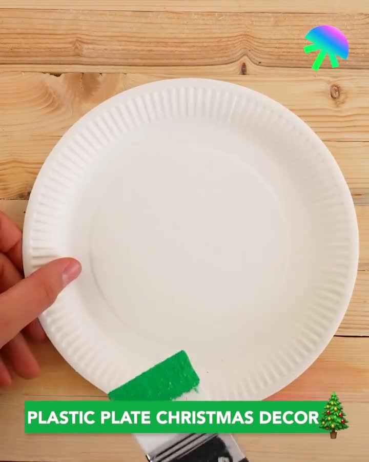Du plaisir festif avec des arbres en assiettes en plastique 🎁🌲 — free download