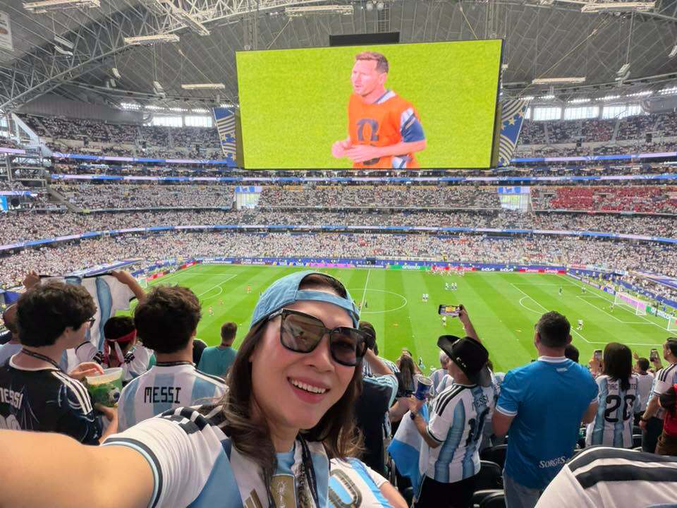 Mỹ Tâm xúc động chứng kiến Messi phá kỷ lục tại World Cup