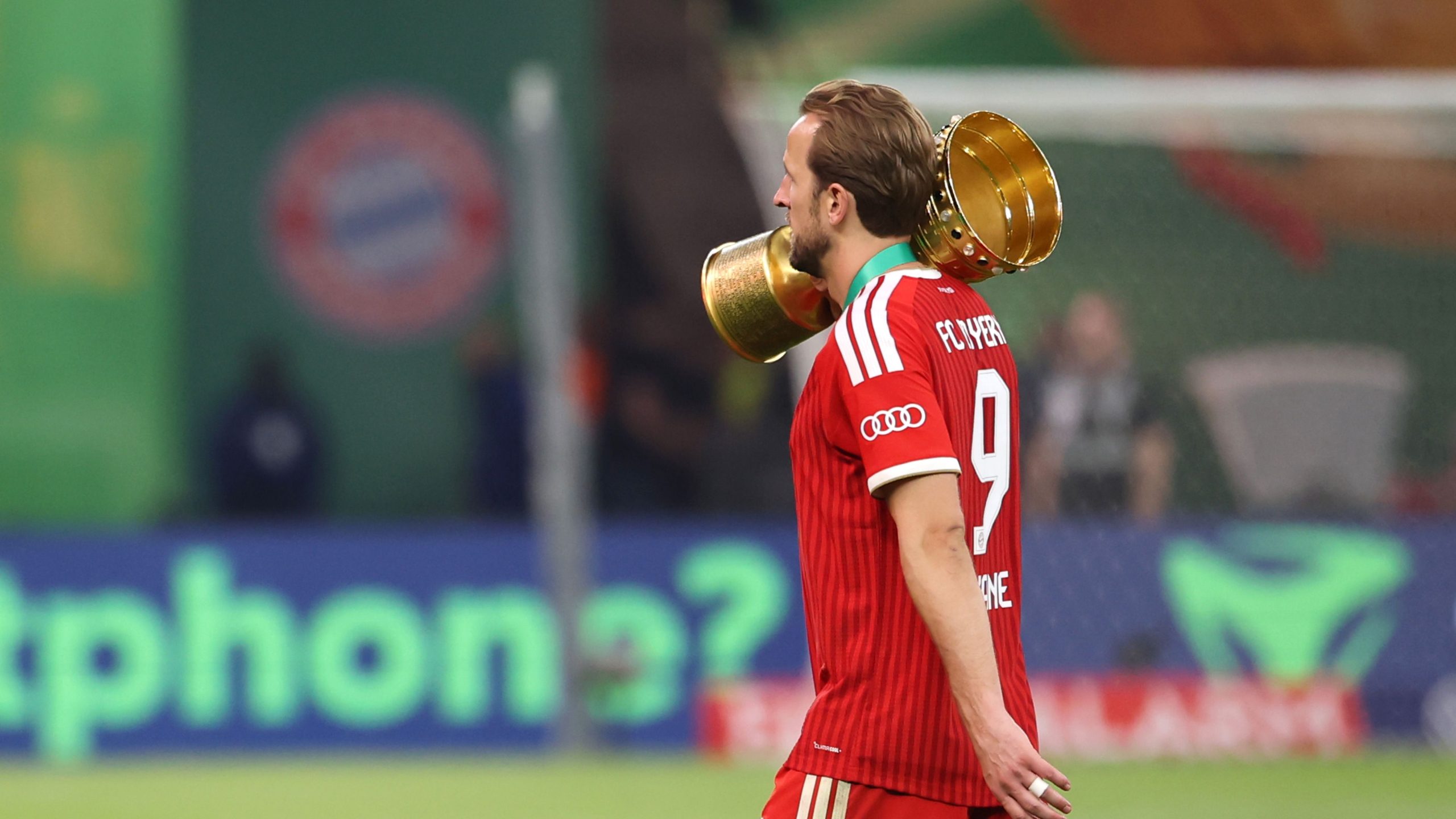 barcelona-explores-harry-kane-transfer-amid-bayern-munich-contract