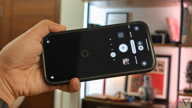 3 hidden Pixel camera features that completely change how I take night ...