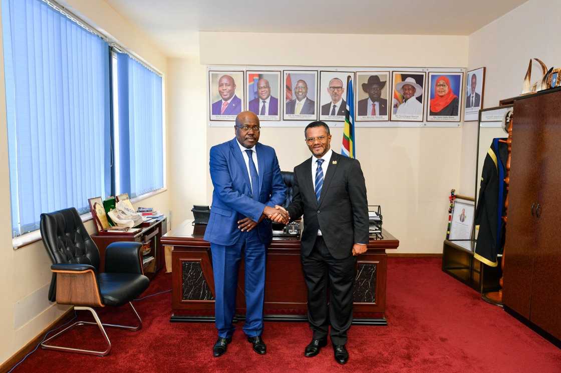 Hassan Omar delivers Ruto's message to new EAC secretary general ahead ...