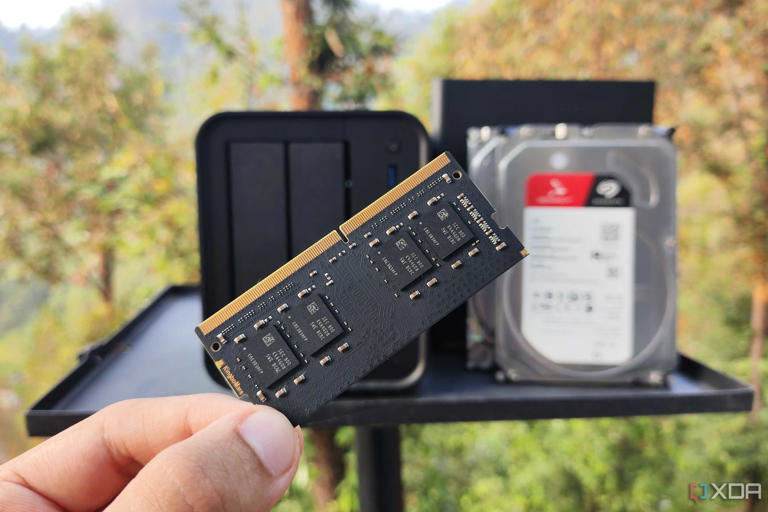 I upgraded my NAS with an SSD cache, then realized more RAM would have ...