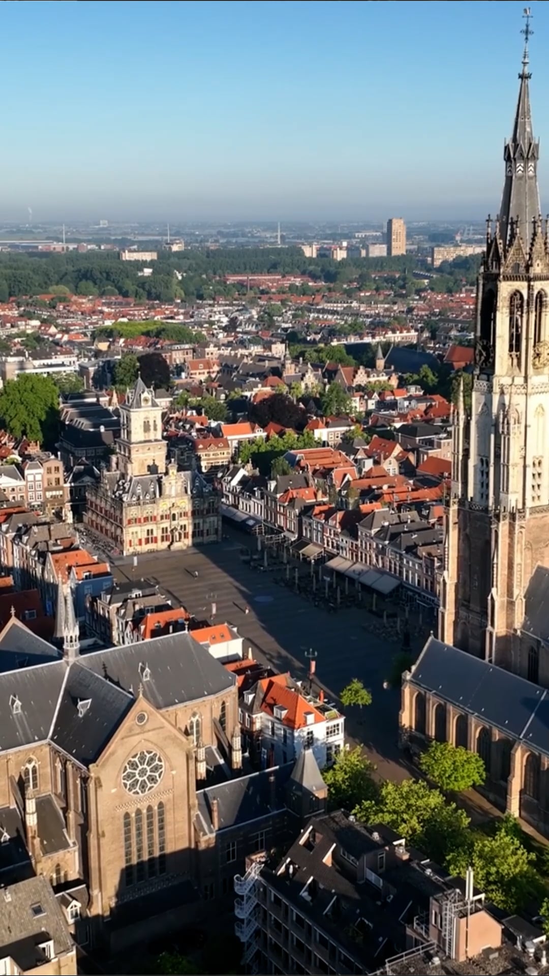 Delft, Netherlands: Drone discovers the picturesque city of canals