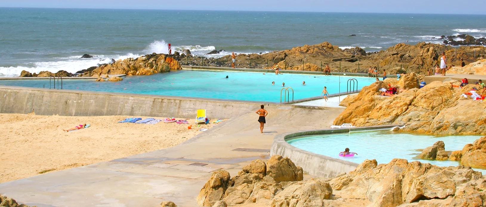 Já reabriu uma das piscinas mais bonitas de Portugal. E a água é do mar