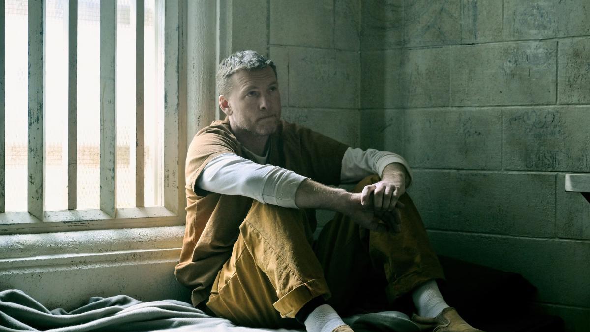 La miniserie de 8 episodios que acaba de llegar a Netflix y es top 1 de ...