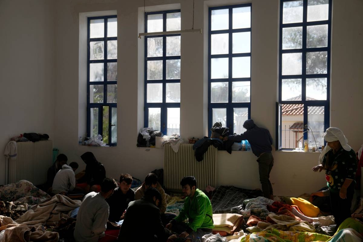 Taliban authorities detained Afghan aid workers over beards, sources say