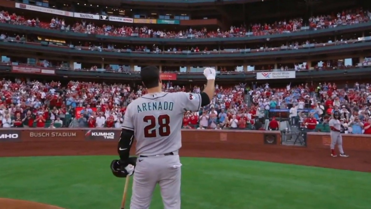 MLB: Goosebumps! Busch Stadium Goes Wild for Nolan Arenado’s Emotional Homecoming