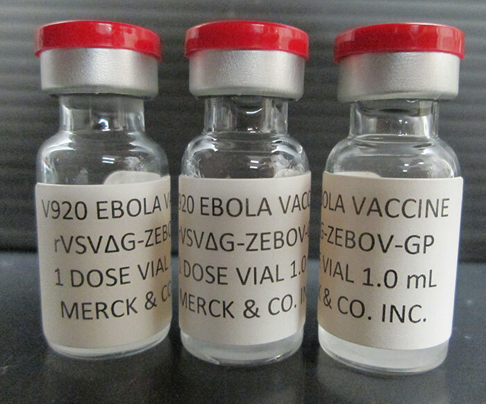 Vì sao vaccine phòng chủng Ebola mới còn nhiều thách thức?
