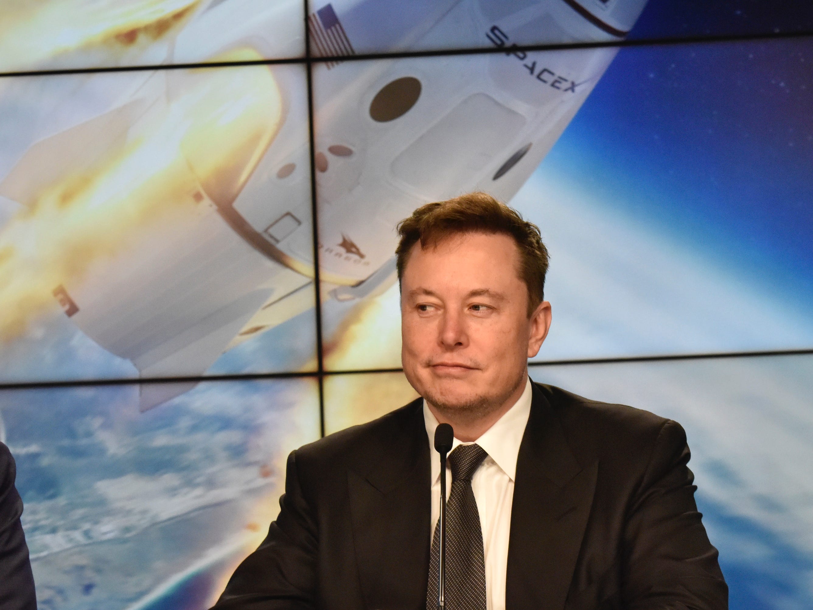 SpaceX sheds $400 billion as its post-IPO hangover worsens
