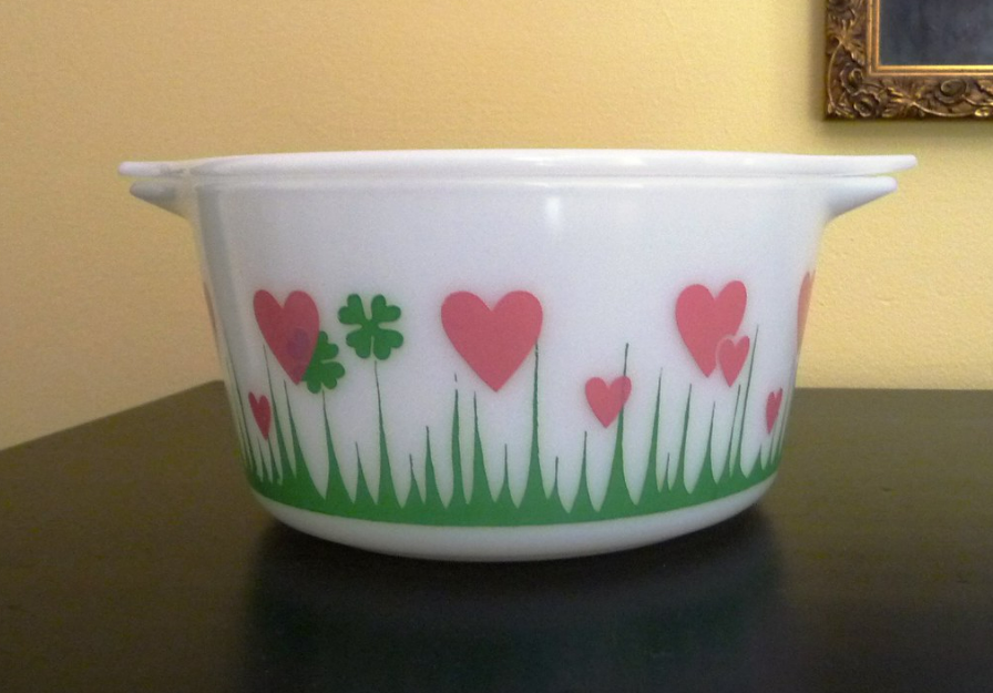 27 rare Pyrex patterns worth checking your cabinets for
