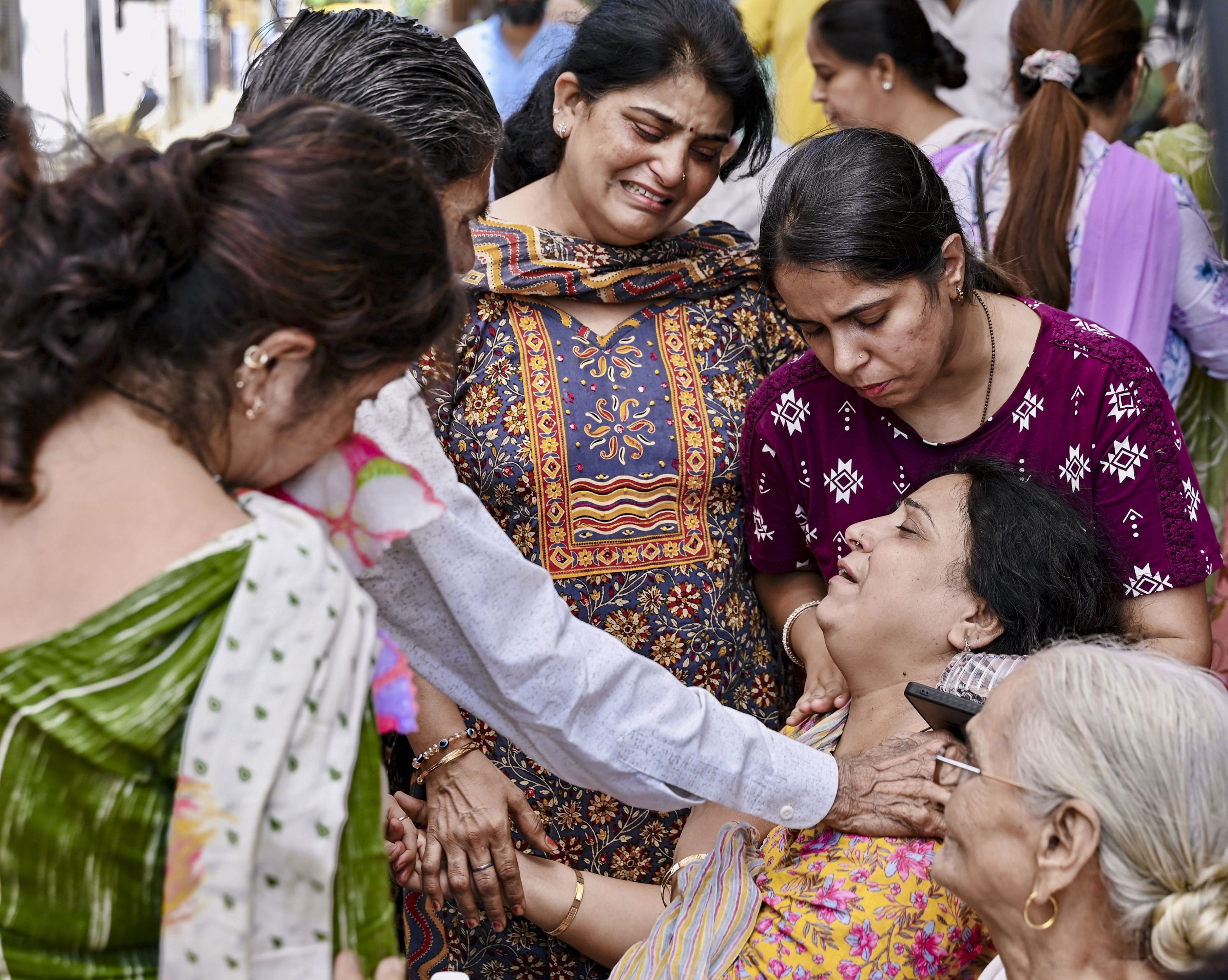 Lucknow fire: 'Had illegal building not survived, lives could have been ...