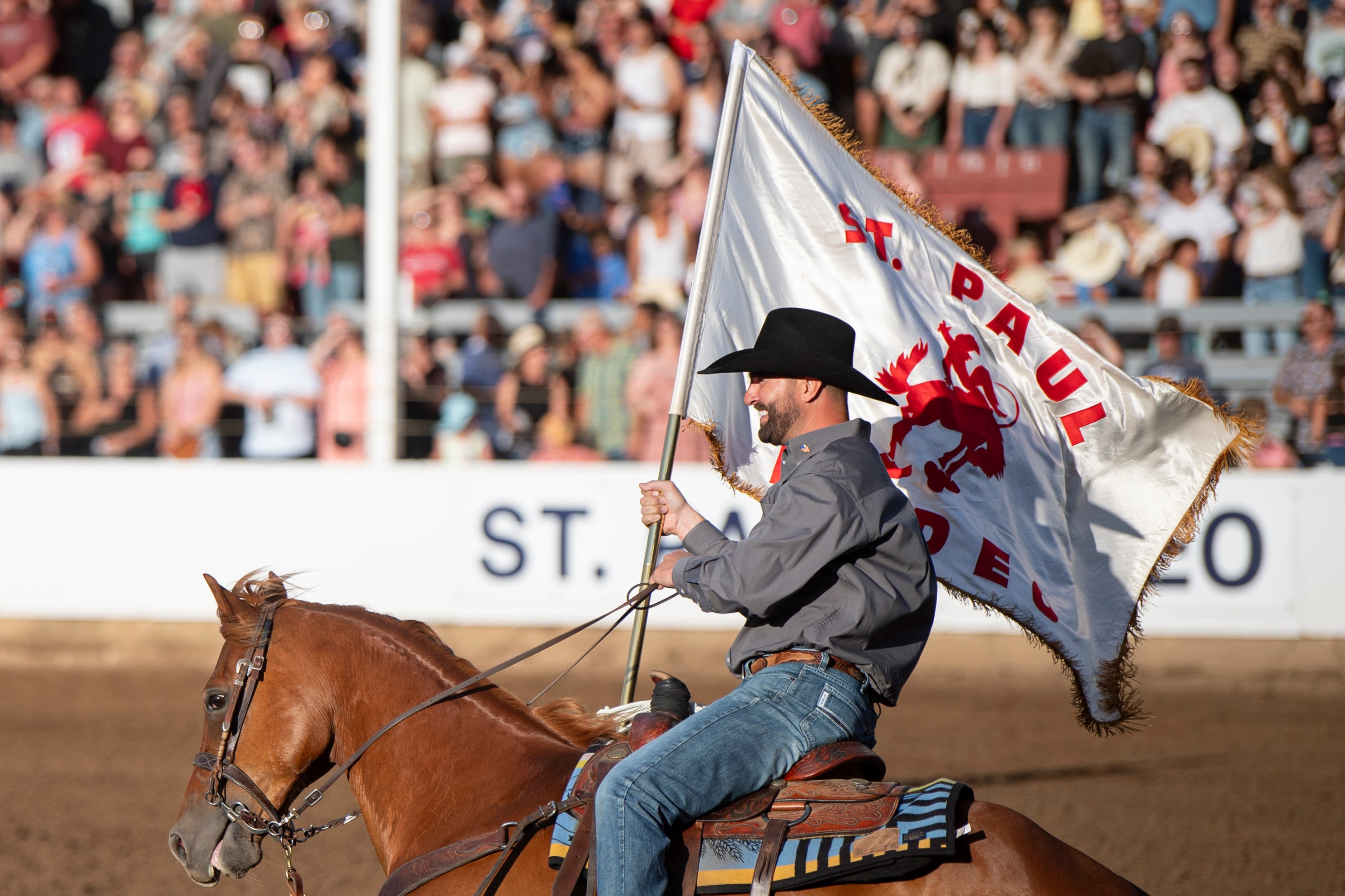 One of the biggest US rodeos returns to Oregon town for 90th year