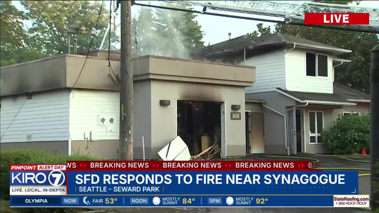 Fire spreads from unattached garage to nearby home in South Seattle