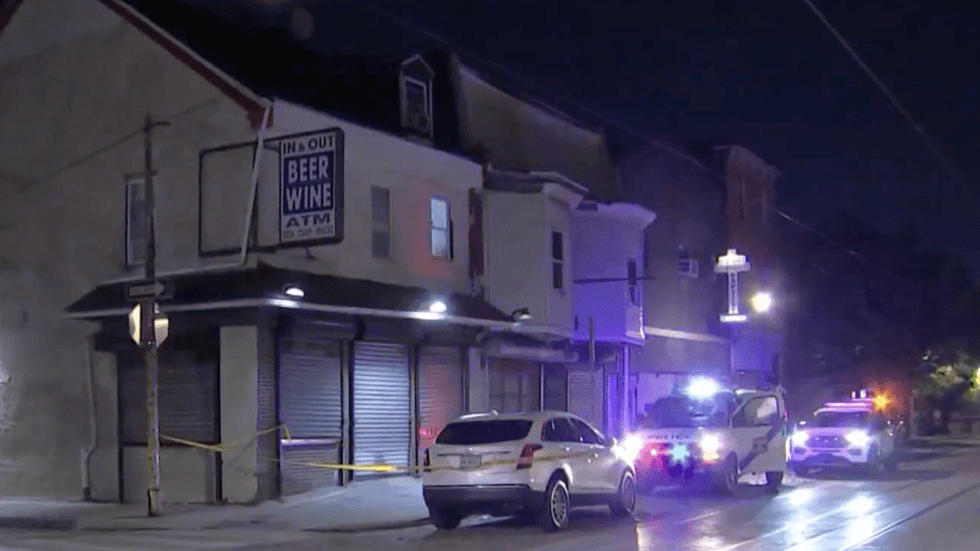 Man tries to drive himself to hospital after being shot in face in East ...