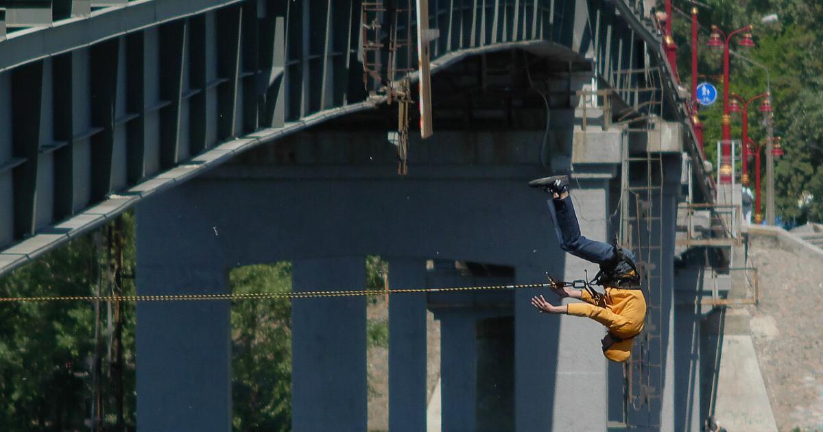 Intentional? Brazil woman slammed for bungee jump video at bridge where ...