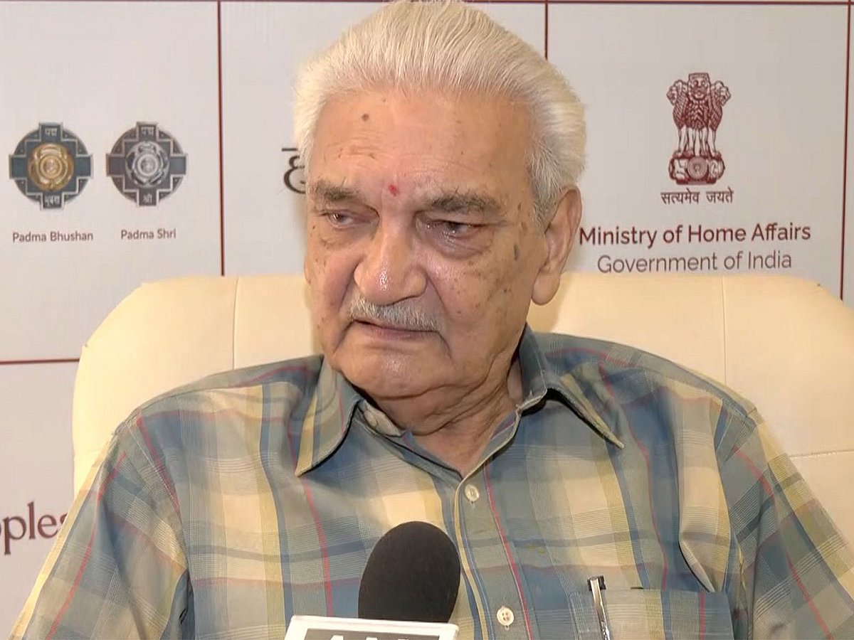 Scientist turned theatre icon Anil Kumar Rastogi to receive Padma Shri ...