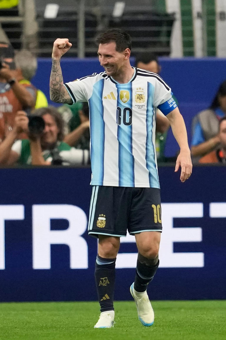 Messi and Mbappé romping through World Cup with dazzling display of ...