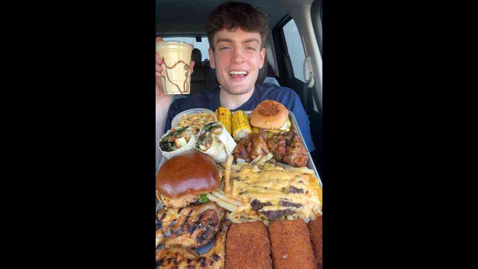I love ranch and much more! #food #ranch #mukbang #viral #shorts