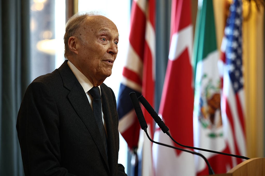 Gertz Manero fue fiscal general antes de ser embajador.