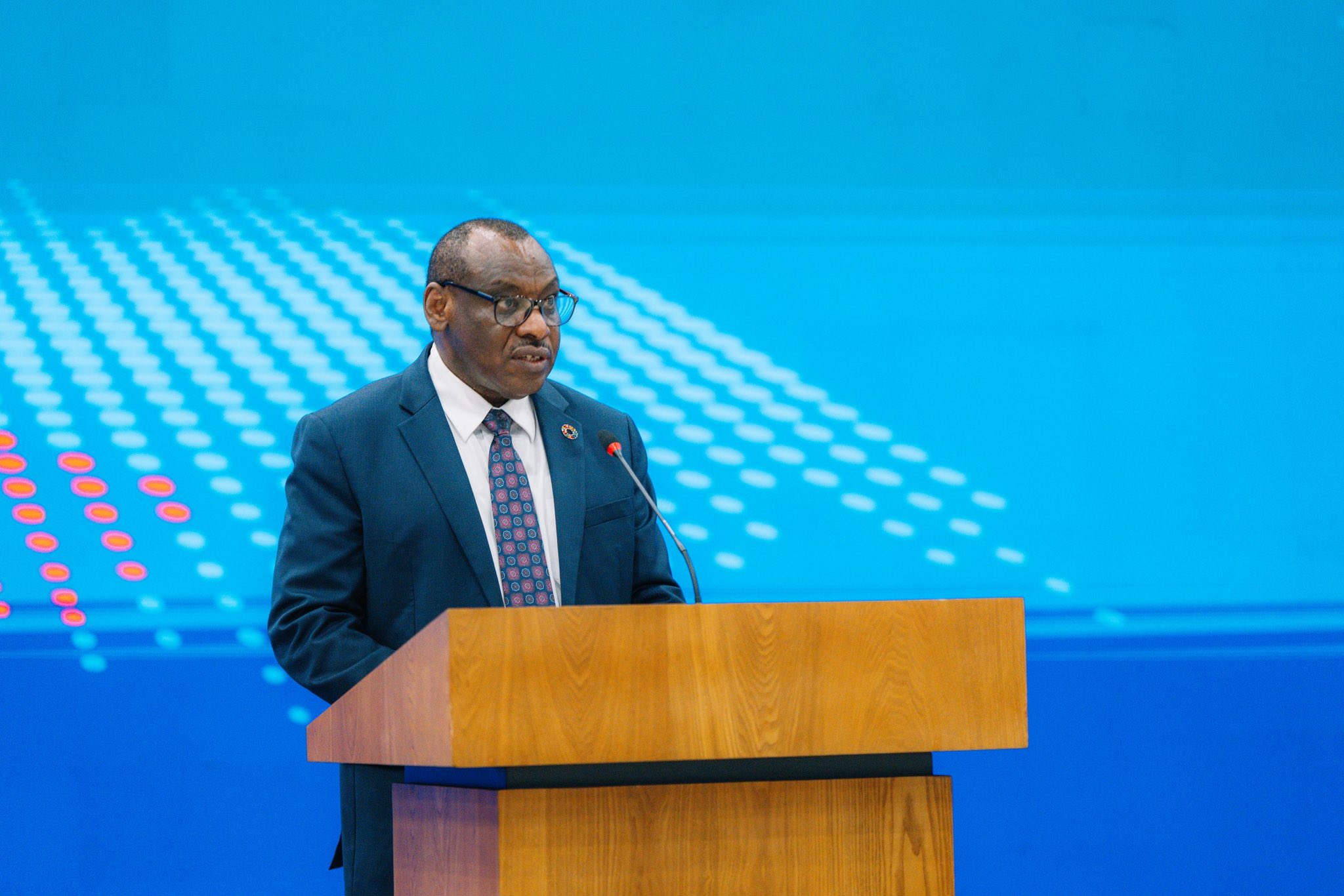 UNECA chief hails Ethiopia as model of transformative reform